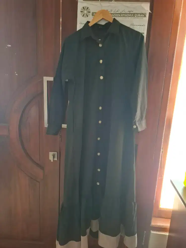 Gamis hitam list coksu