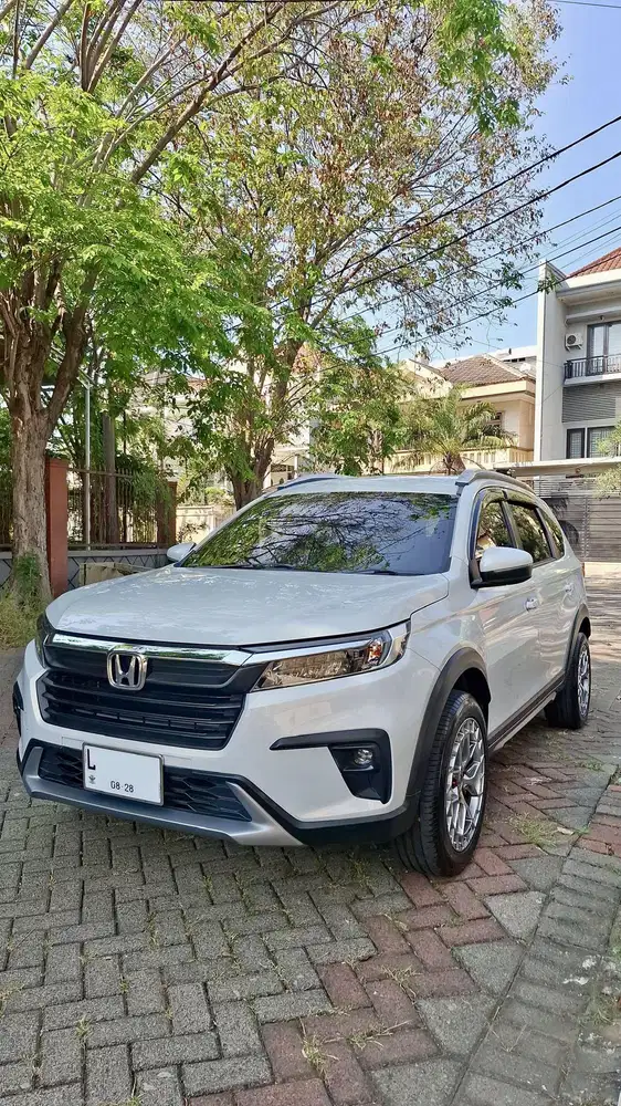 KM16RB! Honda BRV E CVT 2023 Super Istimewa
BR-V
