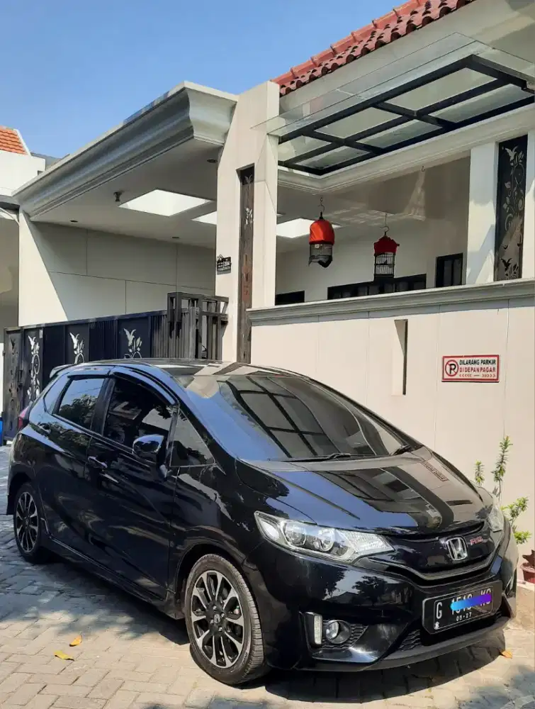 JAZZ RS MATIC 2017 PAJAK BARU LOW KM!!