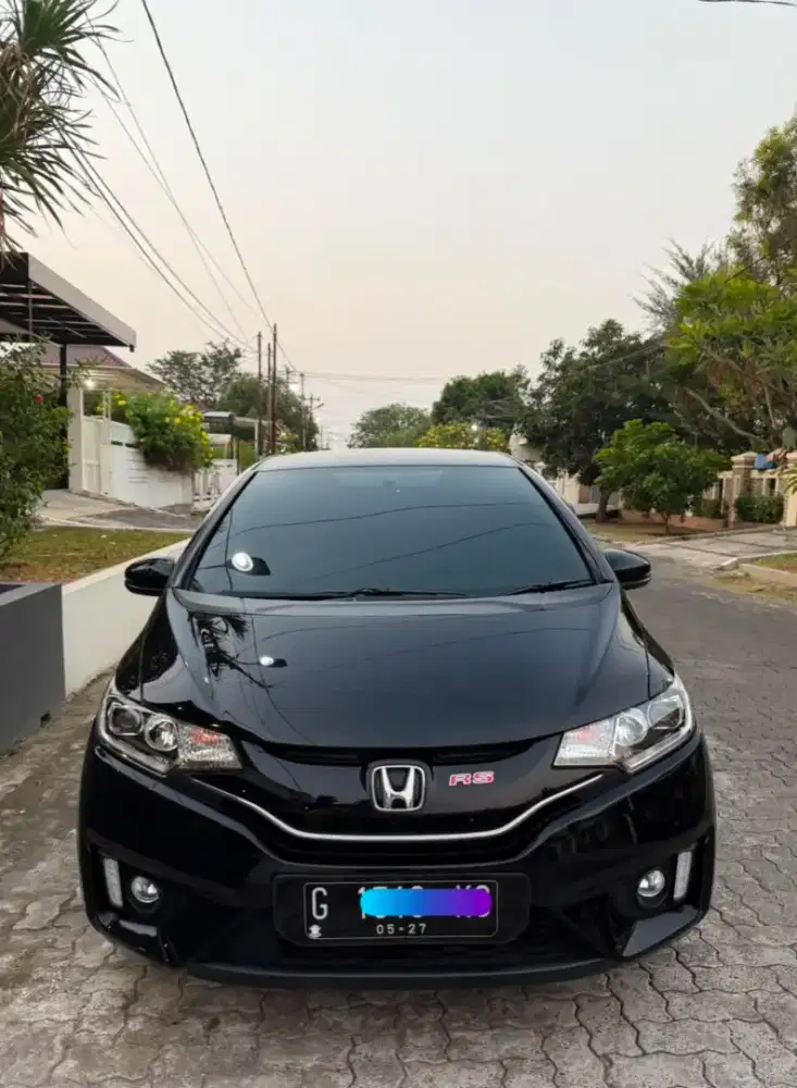 JAZZ RS MATIC 2017 PAJAK BARU LOW KM!!