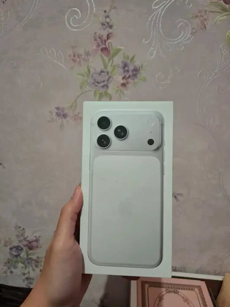 IPHONE 17 PRO MAX 256GB IBOX NEW SEGEL BNIB