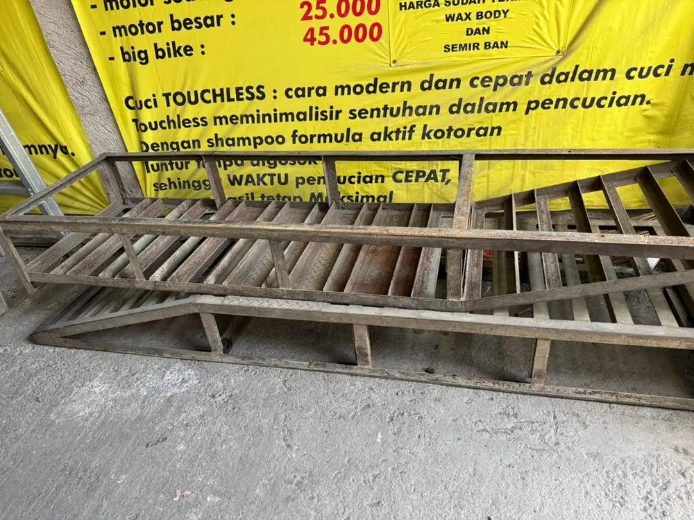 Ramp cuci motor