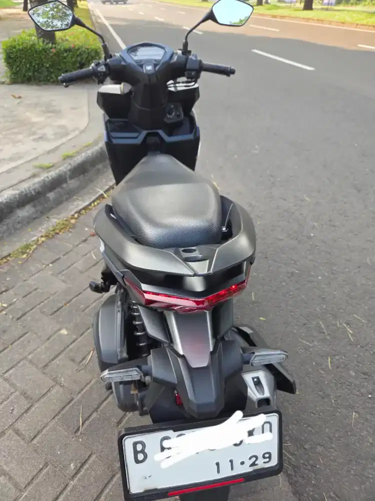Vario 125 cbs iss 2024 LOW KM 11rban