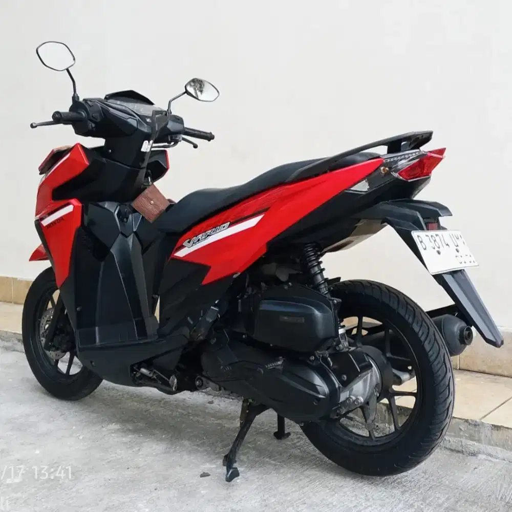 HONDA VARIO 125 CBS ISS TAHUN 2017 CASH KREDIT MURAH DP MULAI 2.500