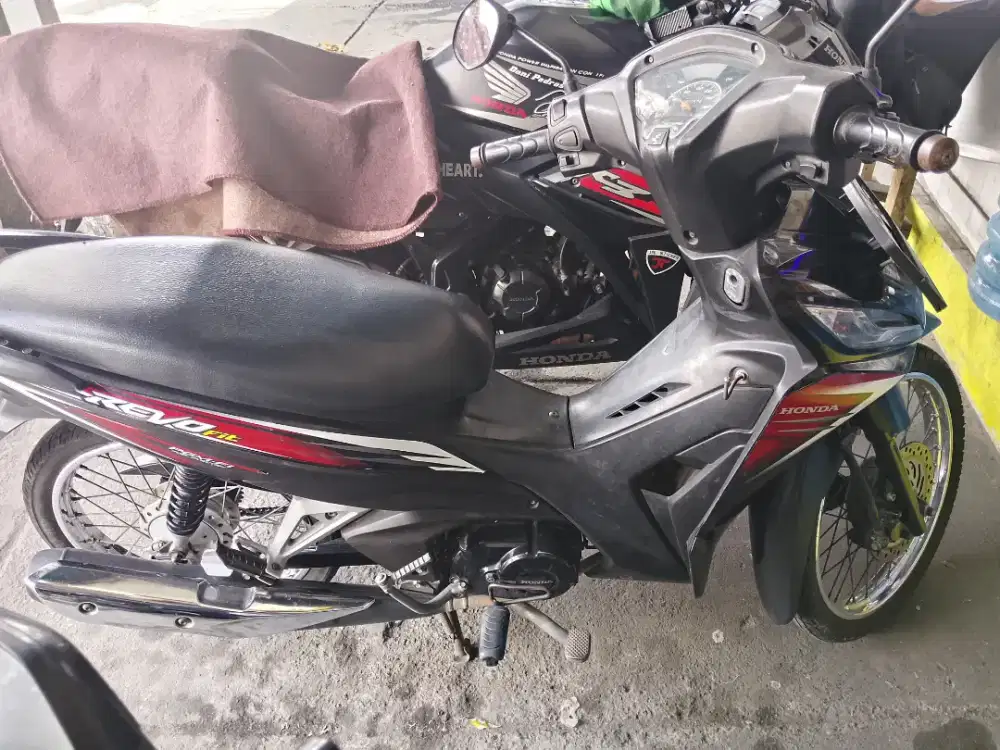honda revo 2015 lengkap stnk bpkb surat hidup