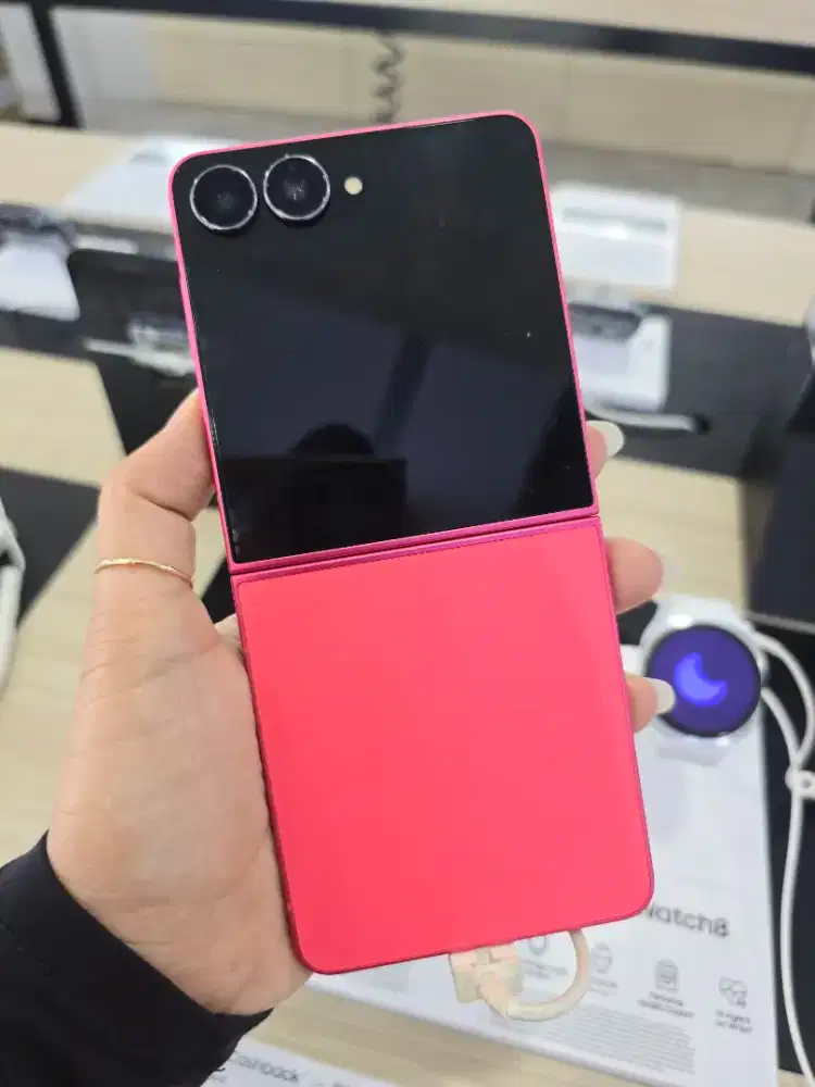 Kredit Samsung Z FLIP 7 Gratis hingga 2x Angsuran!