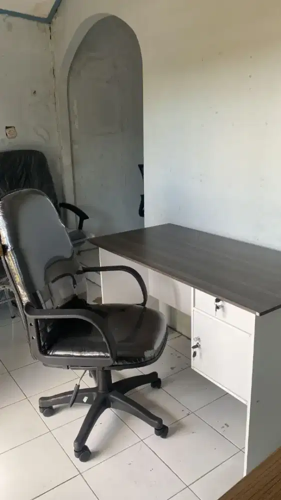 PROMO PAKET MEJA DAN KURSI KERJA TERMURAH SALE