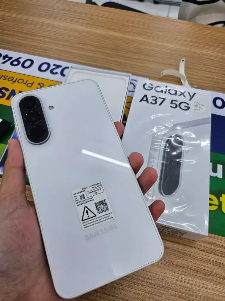 Samsung Galaxy a37 5G ice blue