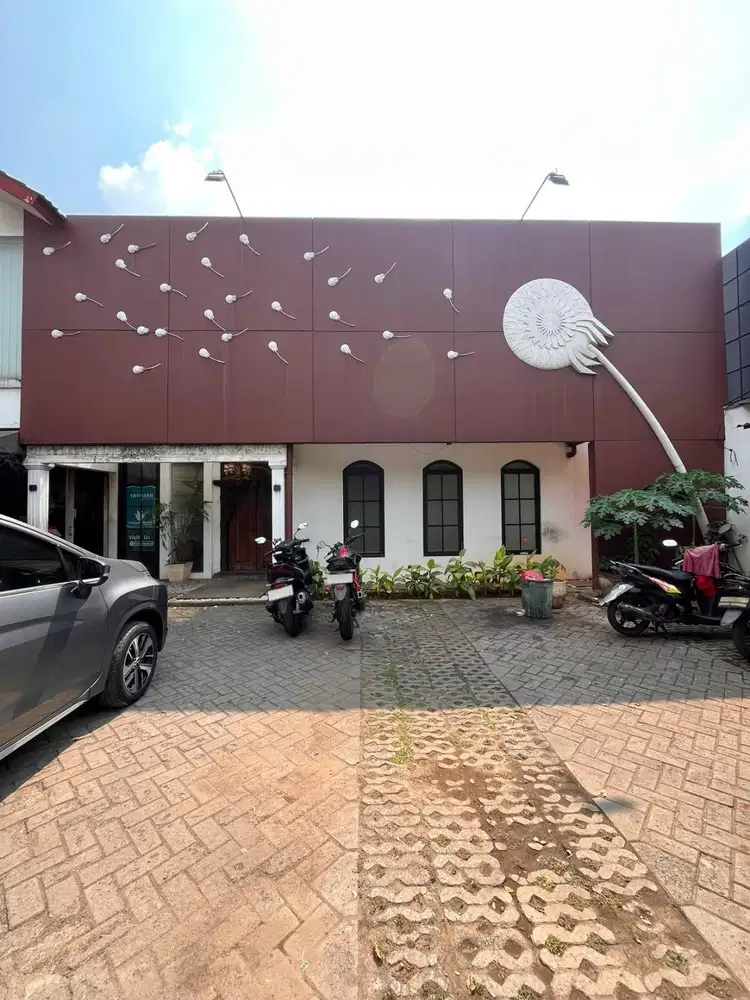 DISEWAKAN TEMPAT USAHA EKS SALON – SIAP DIGUNAKAN