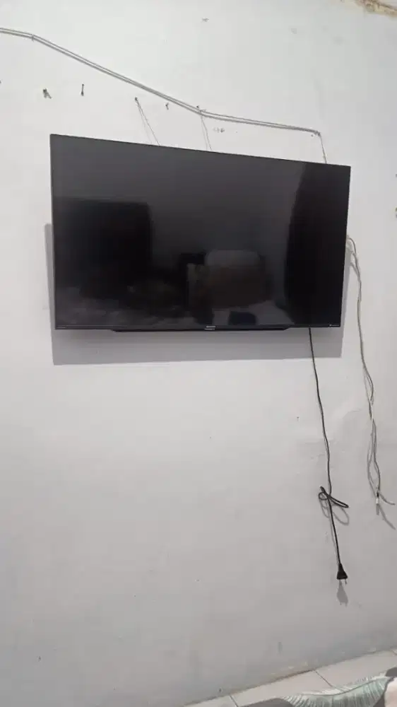 TV SHARP 42 INCI ULTRA HD NO MINUS SEPERTI BARU