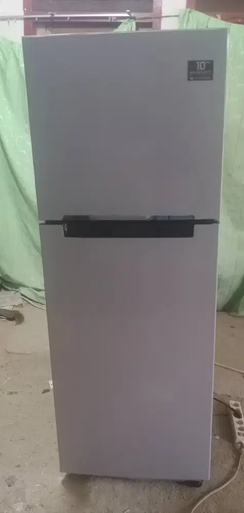 Kulkas 2 pintu SAMSUNG INVERTER Hemat Listrik.(diantar