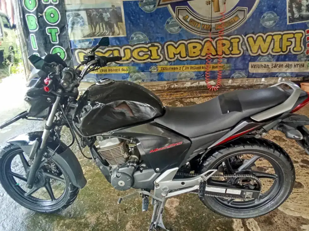 Honda New Megapro Tahun 2103