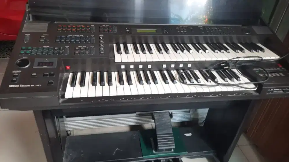 Yamaha electone el-37