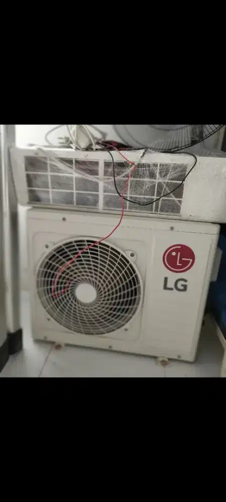 KONDISI SEPERTI BARU AC LG 1/2 PK HERCULES SUPER DINGIN