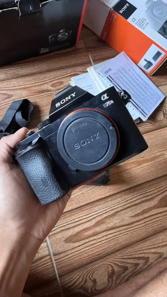 Sony A7r Lensa FE 50mm 28mm