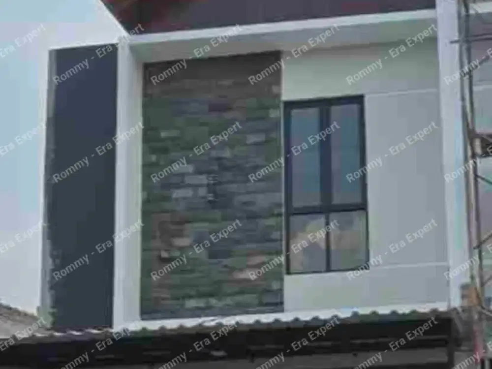 Dijual Rumah 2 Lantai Siap Huni Bangunan Baru Harga dibawah 1 Miliar Lokasi strategis di Lubang Buaya Jakarta Timur
