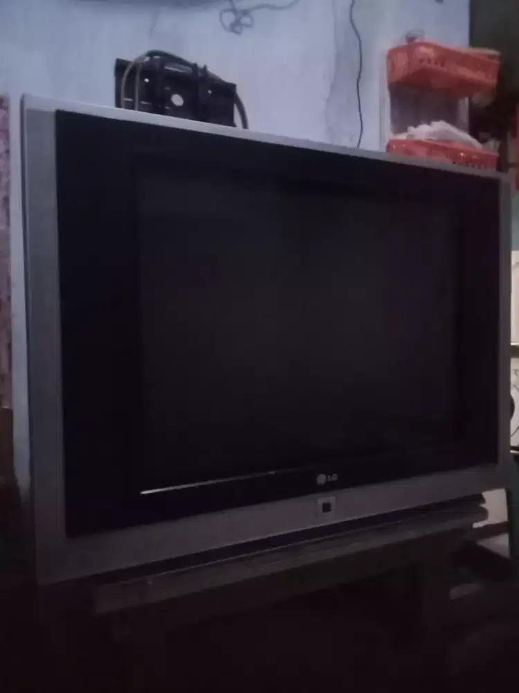 Jual aja Tv Tabung merk LG 29inc kondisi normal