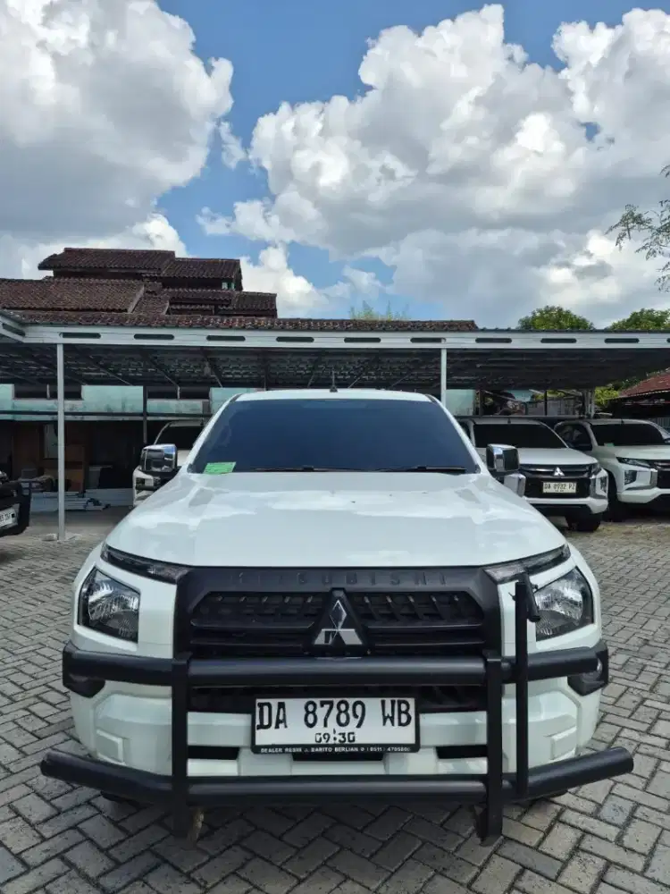 DIJUAL Mitsubishi Triton 4x4 2025