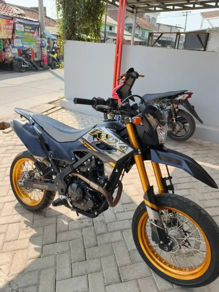 Kawasaki KLX 230 se sm
