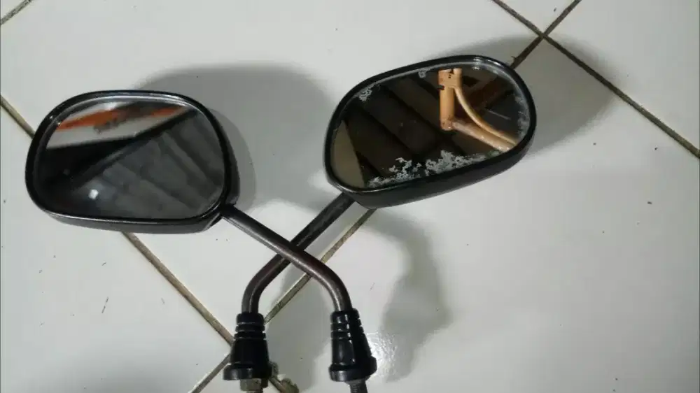 Kaca Spion copotan Yamaha Mio.