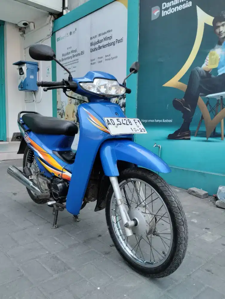 Honda Suprafit 2004