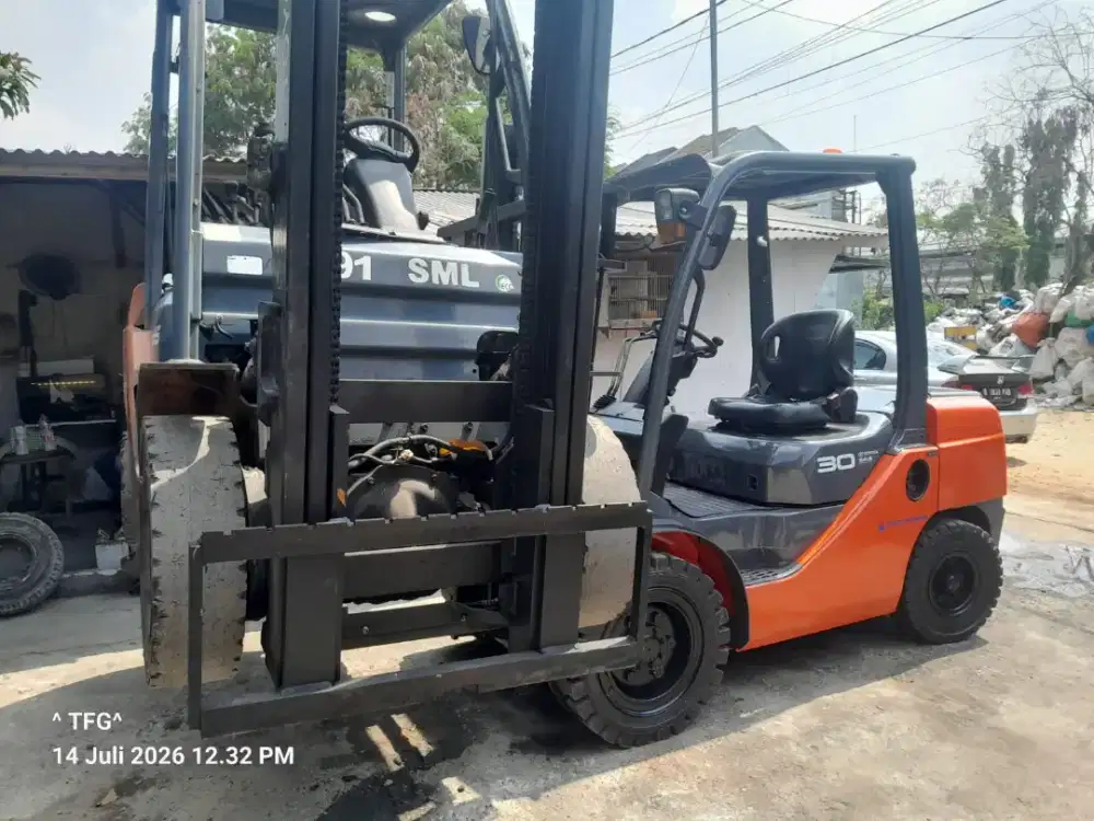 Forklift Toyota 3 Ton,Matic,Tiang 3 Meter,1DZ-II,Seri 8FD30,Tahun 2020