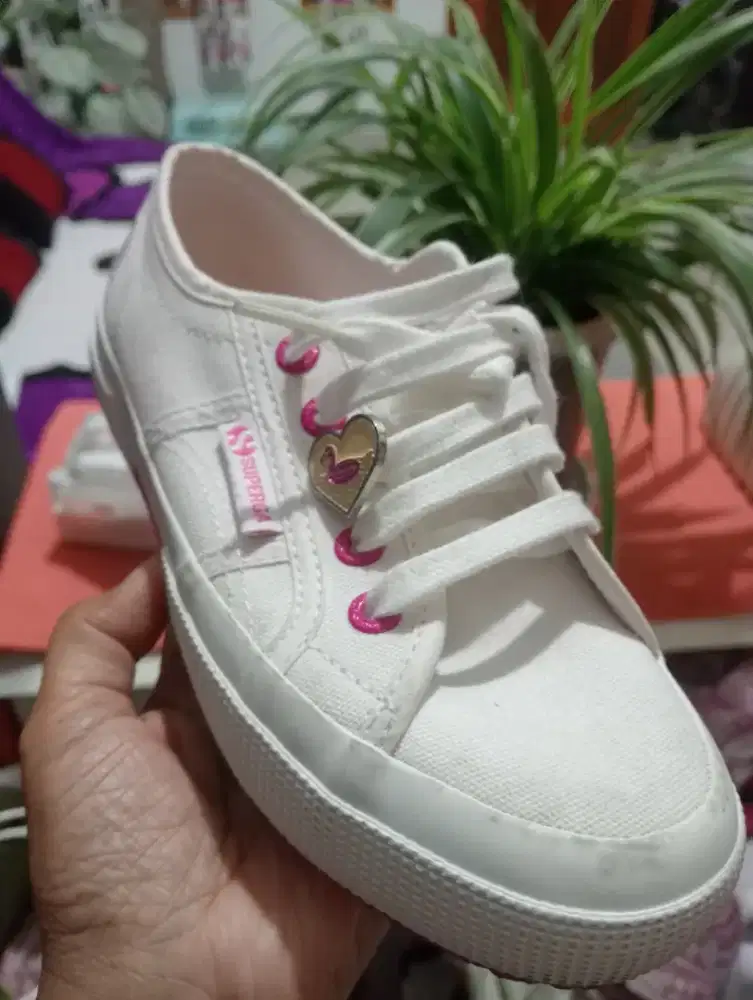 Jual sepatu ori baru pakai sekali