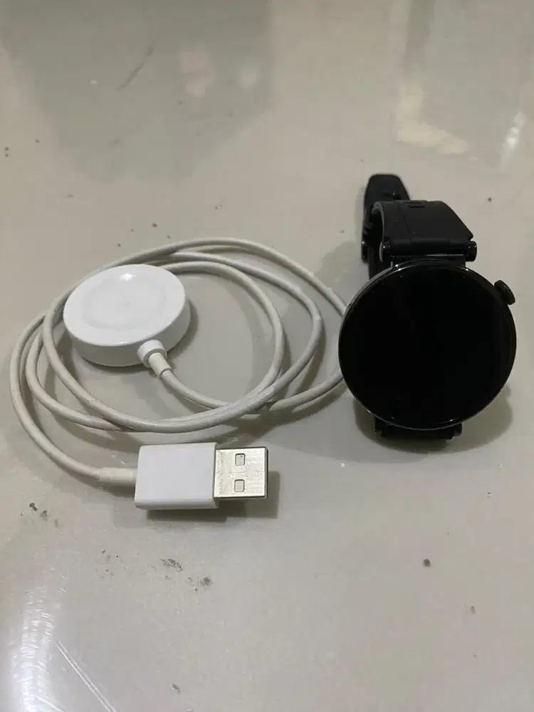 Preloved smartwatch Huawei GT-4