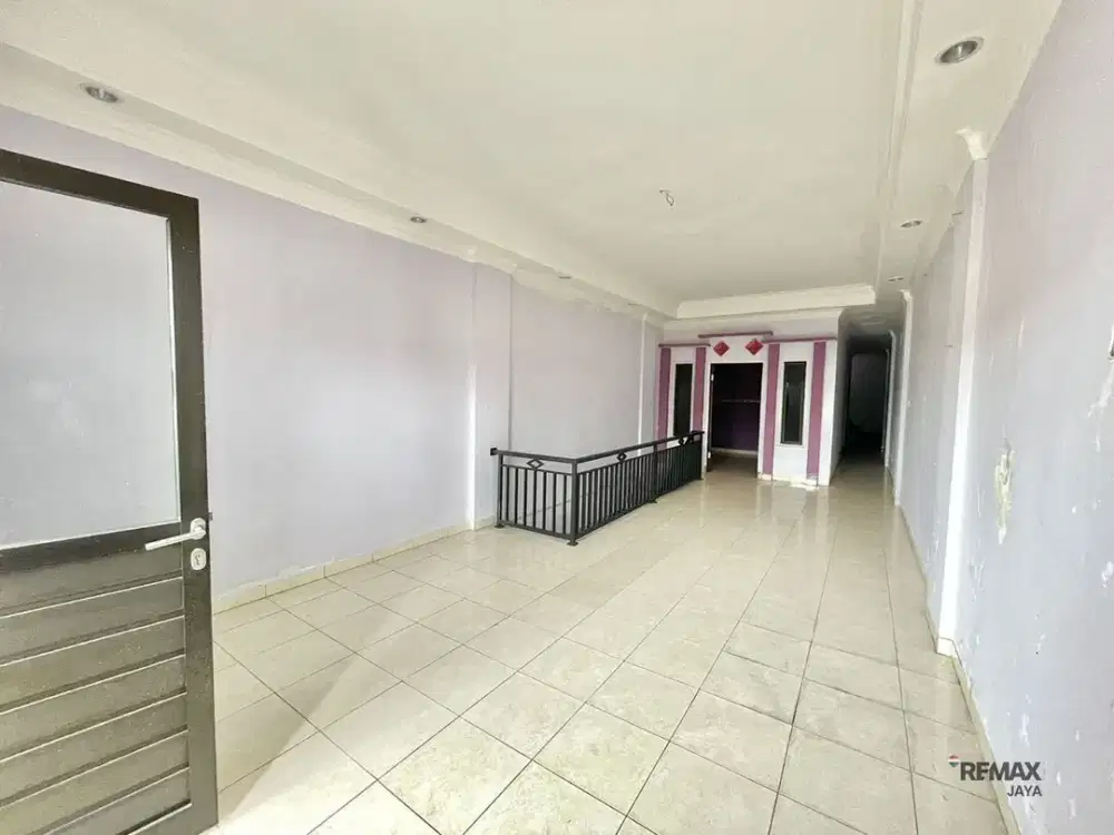 Ruko 4 lantai sangat cocok untuk usaha kawasan bisnis Dijual, di Kuta