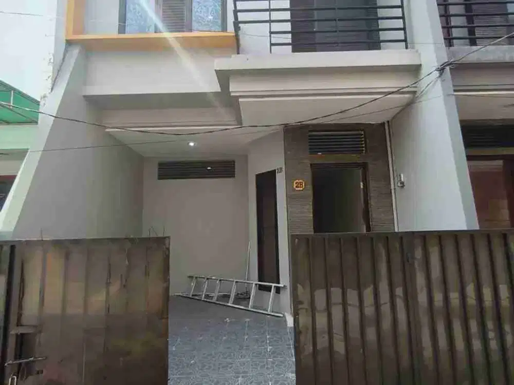 Rumah Siap Huni 2 Lantai Tanjung Duren Jakarta Barat