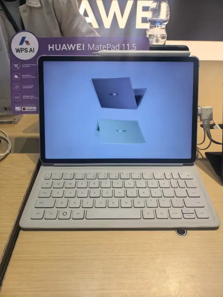Huawei Matepad 11.5 2026 8/256 GB free keyboard, mpen dan WPS AI