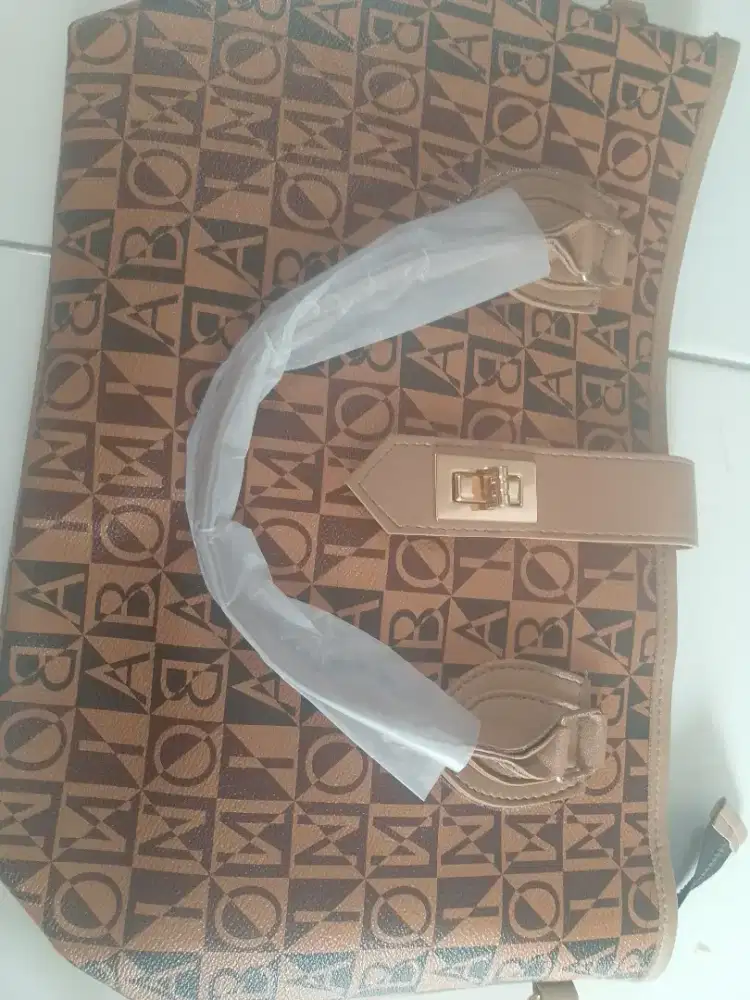 Tas Kekinian Lokal