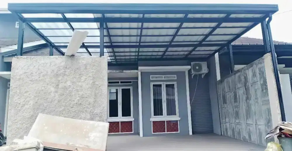 Kanopi baja ringan dan garasi