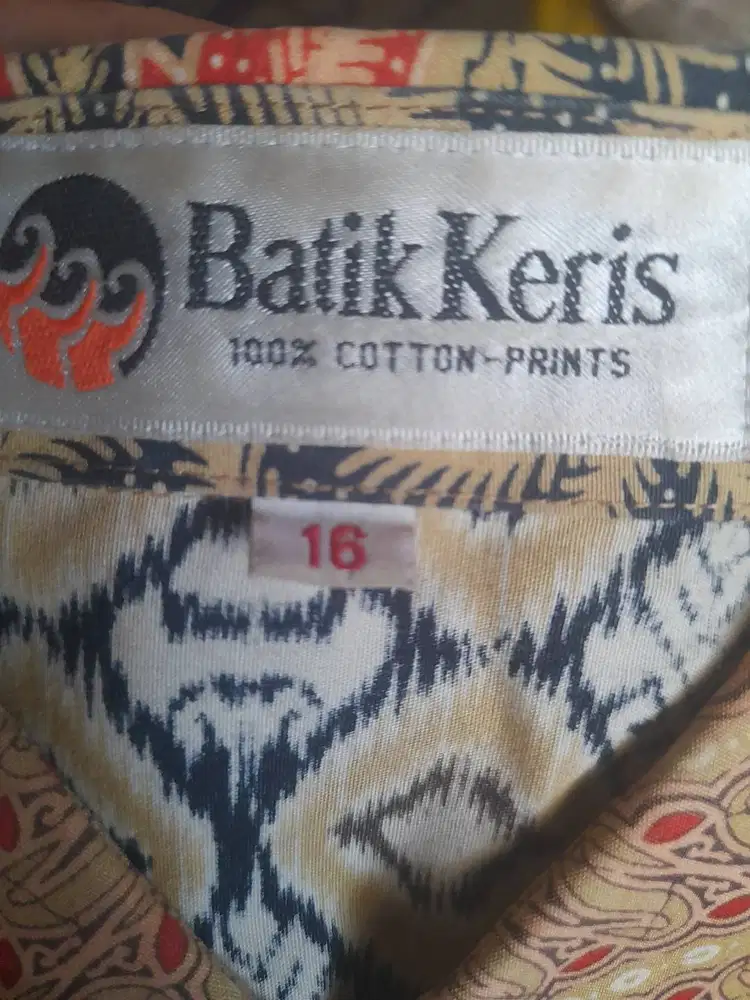 Baju batik pria lengan panjang