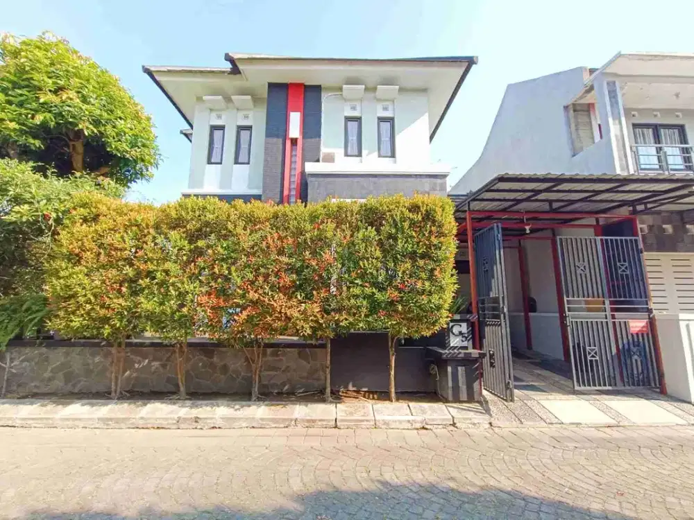 Rumah full furnish komplek elit dekat kota