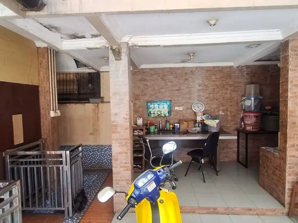 Dijual Rumah di Jalan Madu Pondok Kelapa Duren Sawit