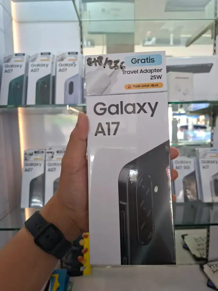 Samsung a17 8/256gb