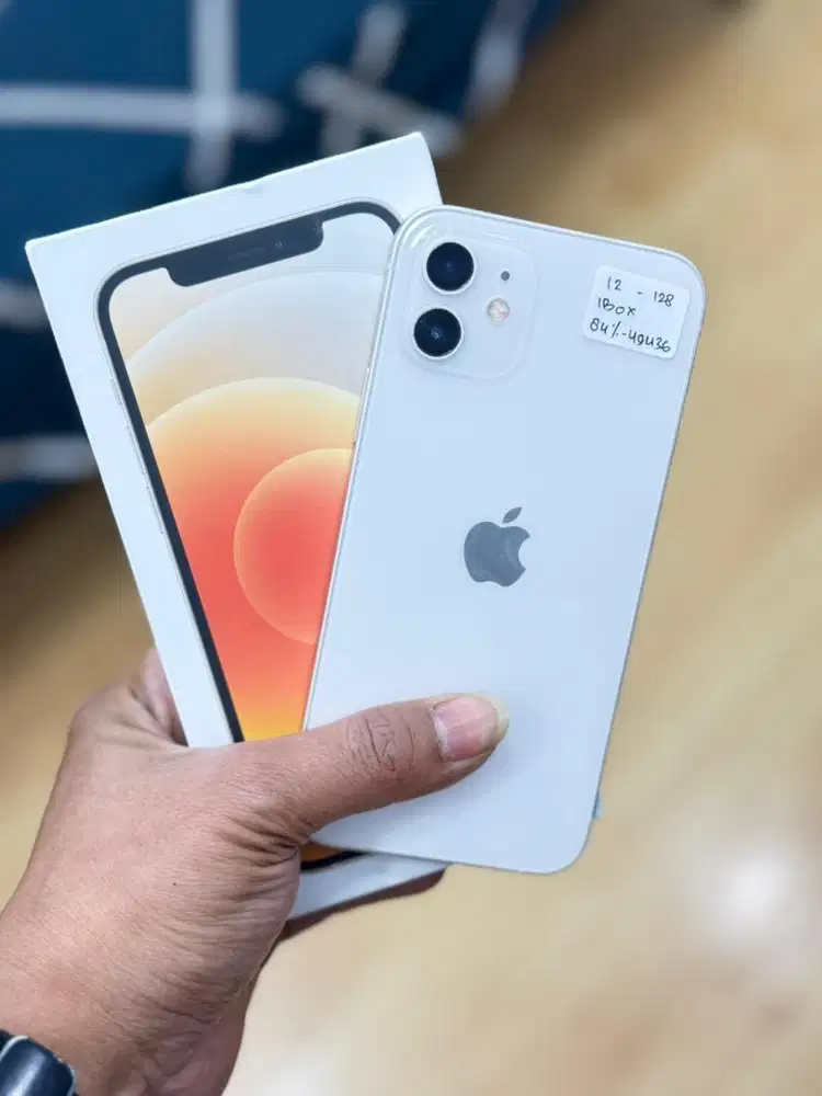 Iphone 12 128Gb ibox white mulus bh 84% ori bawaan fullset original
