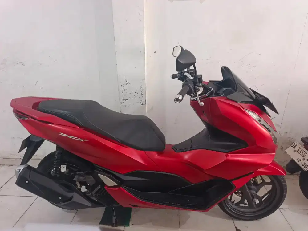 Jual beli PCX th2022 samping kompelik Andika hairi motor bjm