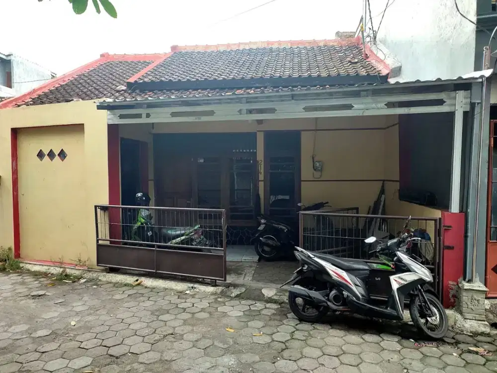 Kos-Kosan Bagus Murah di Depan JEC Yogyakarta #Kode : KB 006