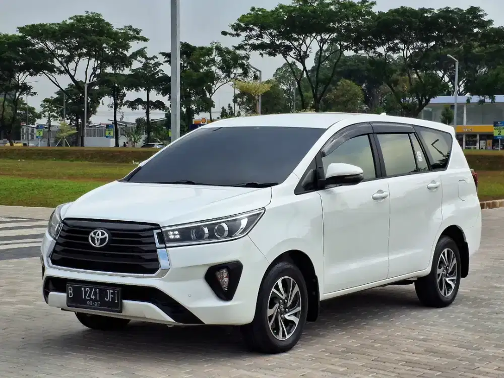Toyota Innova V AT diesel 2022