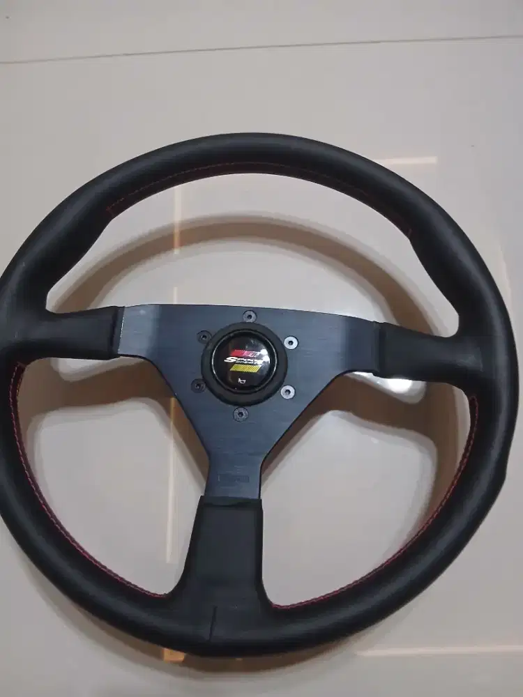 Jual Stir Momo (Momo Steering Wheel)