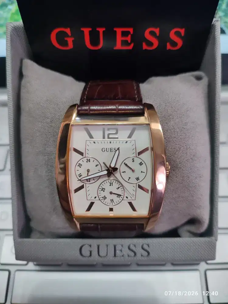 JUAL JAM TANGAN GUESS SOLITAIRE (GW0064G2) Original