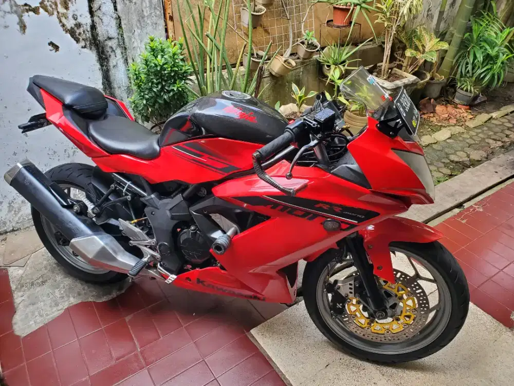 Kawasaki Ninja 250 Mono.Merah 2016 Full orisinil.