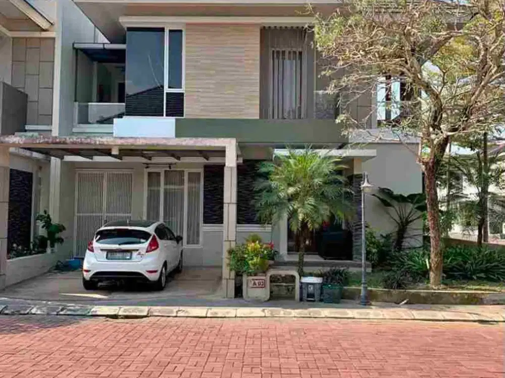 disewakan rumah mewah full furnish dalam komplek ekslusive di jalan kaliurang km 9