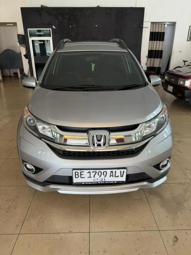 Honda BRV Prestige 2018 metik simpenan