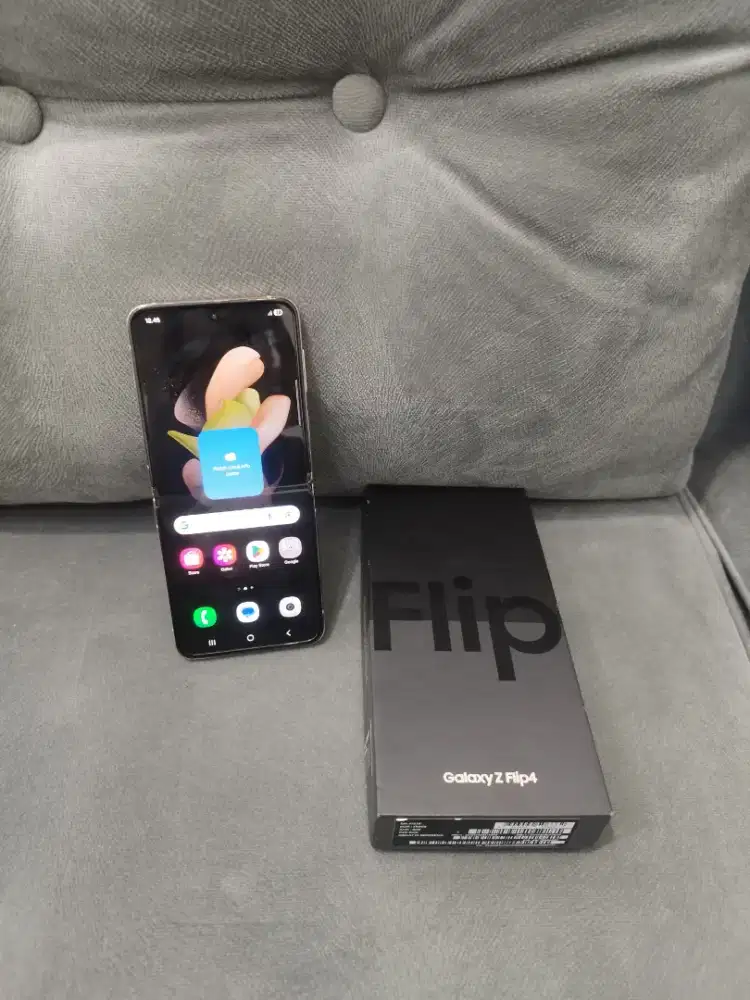 Samsung Z flip 4 8/256gb