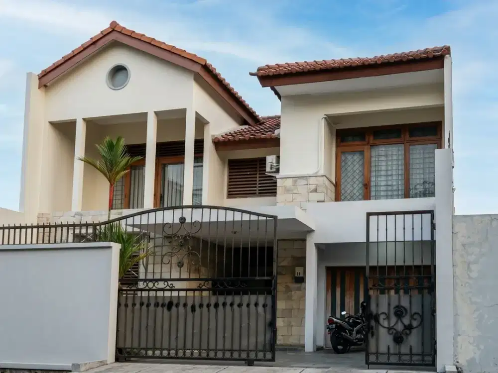 Rumah Premium 100m dari MRT Lebak Bulus