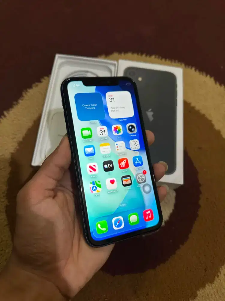 IPHONE 11 64 GB INTER