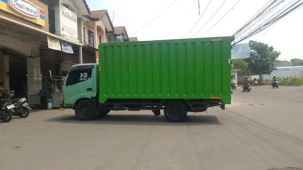 Hino Dutro Engkel Long Box Besi